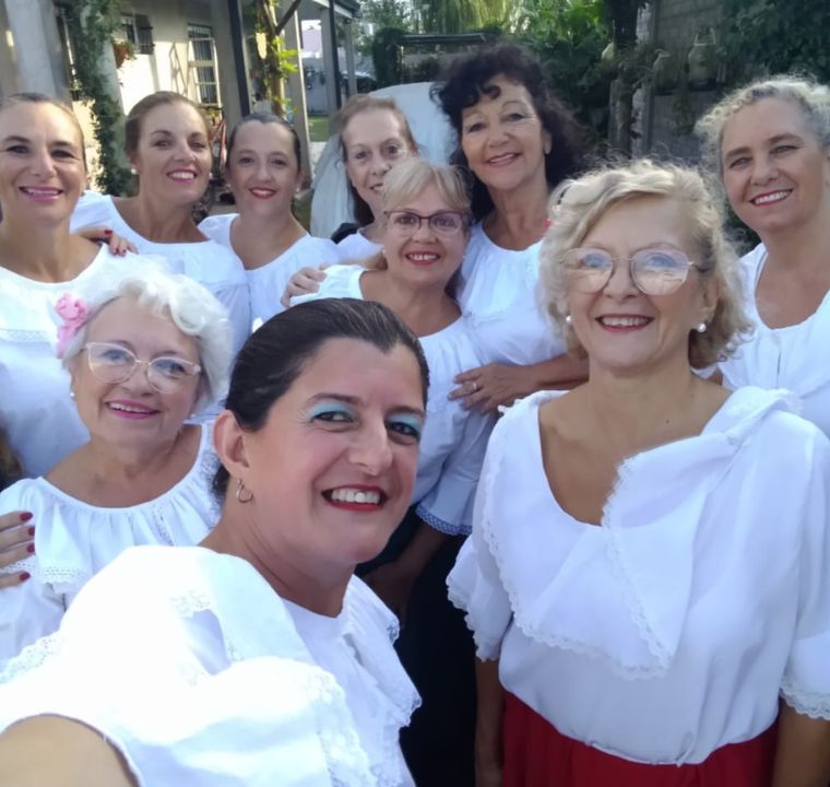 Danzas Folklóricas Adultos 5